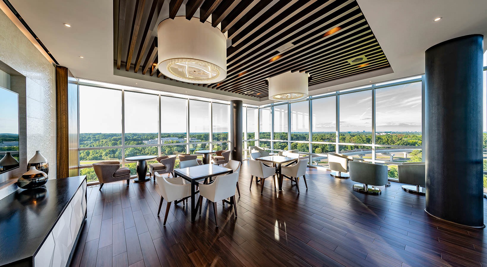 Sky Lounge